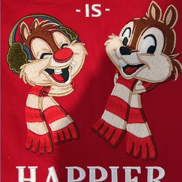 Disney’s chip and dale holiday towels from Walts Holiday Lodge - Picture 4 of 9